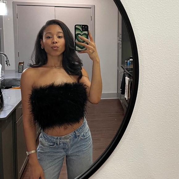 Meet your Posher, Nicholette - Picture 1 of 1